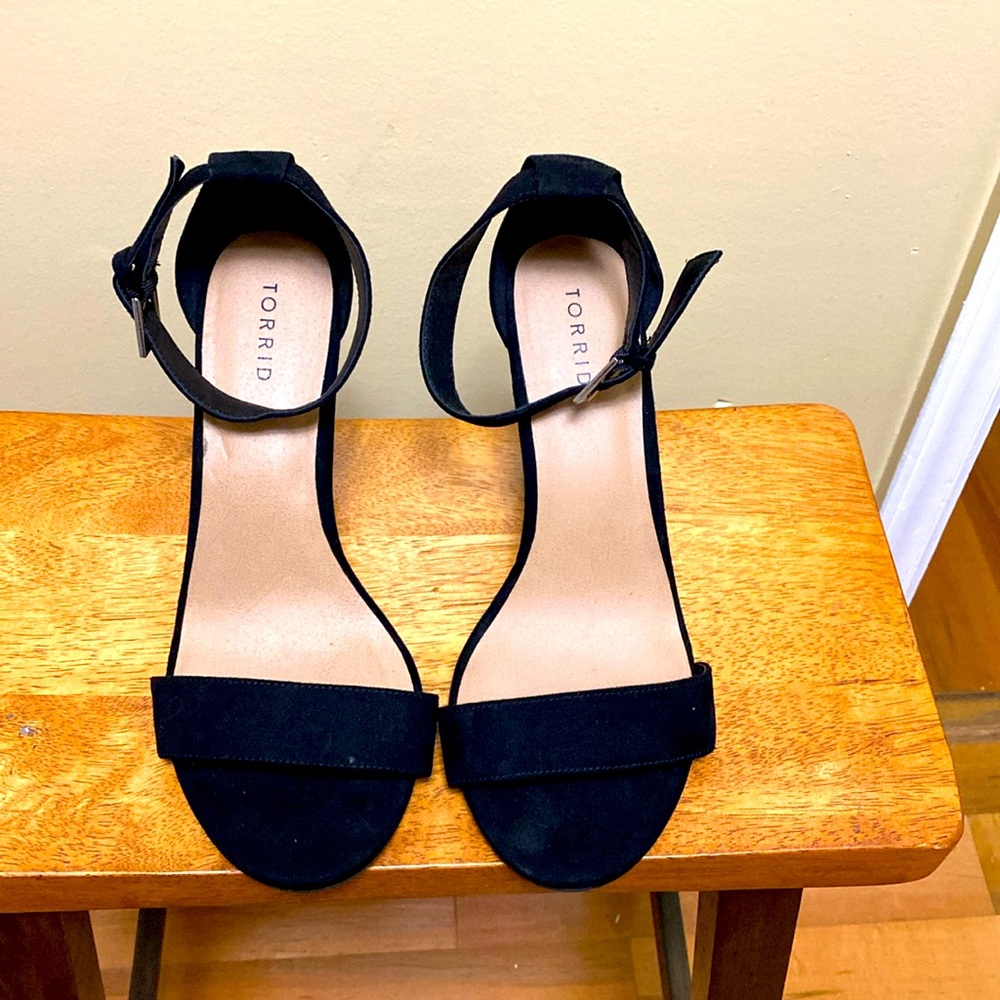Torrid ankle strap Size 11 W sandals with 4 inch heels. Black Suede. New no tag - Picture 1 of 6